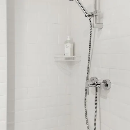 Modern Next To Old Town Korter